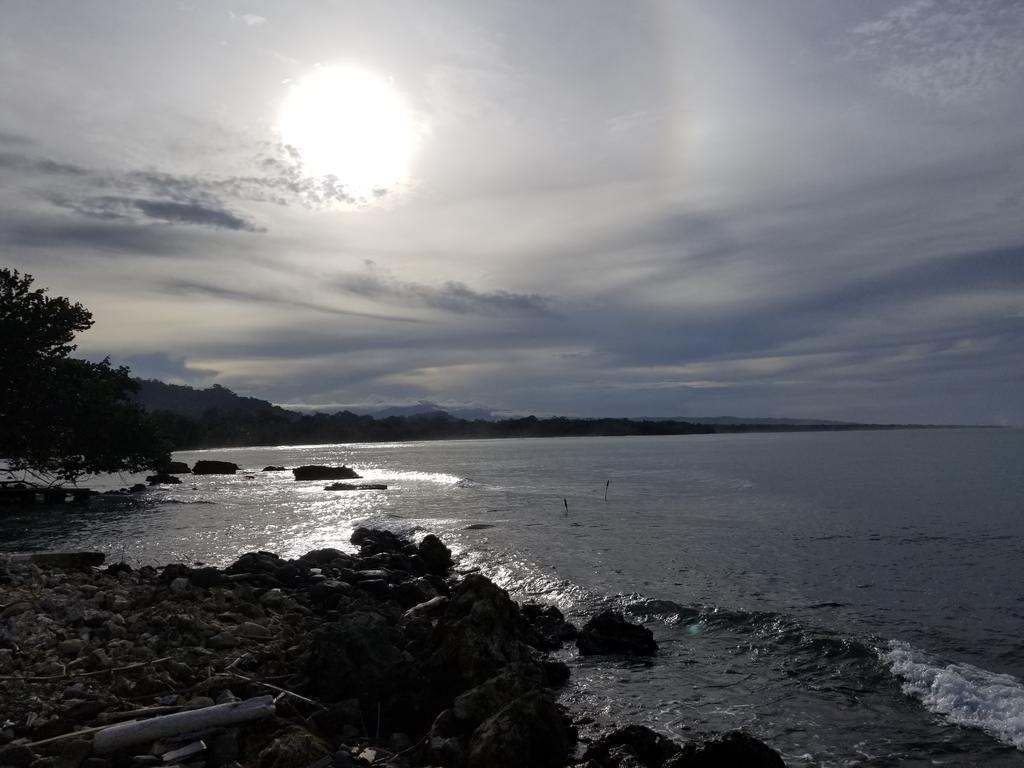 Piscina Natural On The Sea Cahuita Exterior photo
