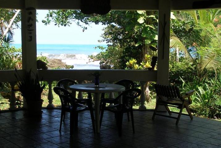 Piscina Natural On The Sea Cahuita Exterior photo